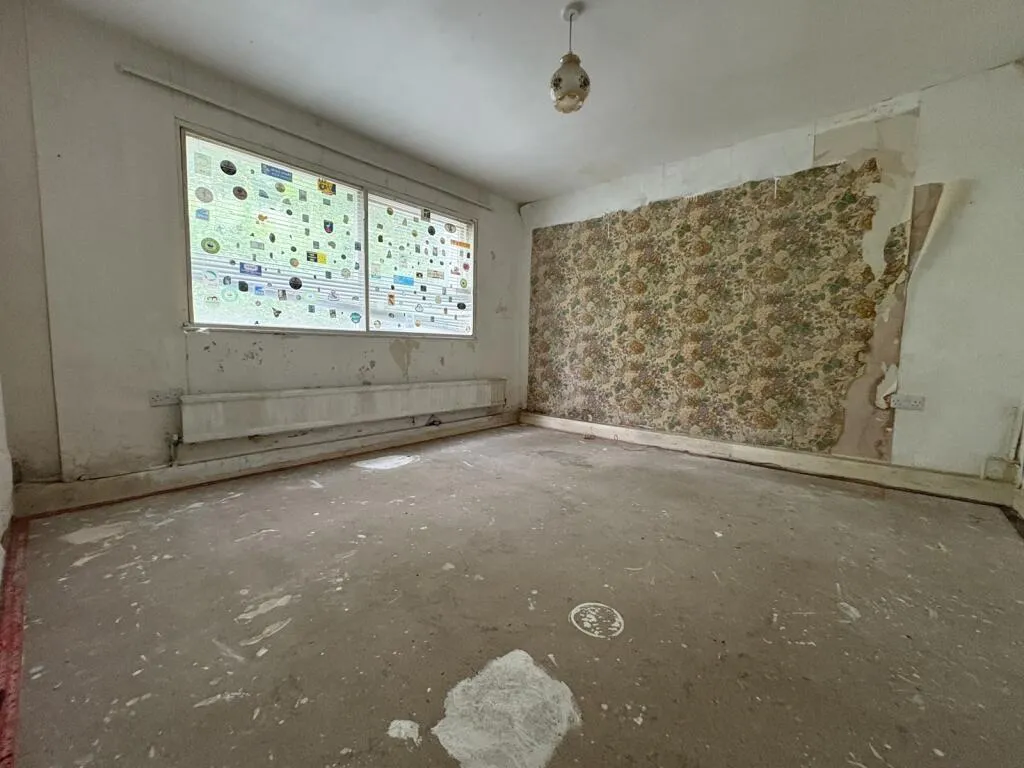 4 bed Detached