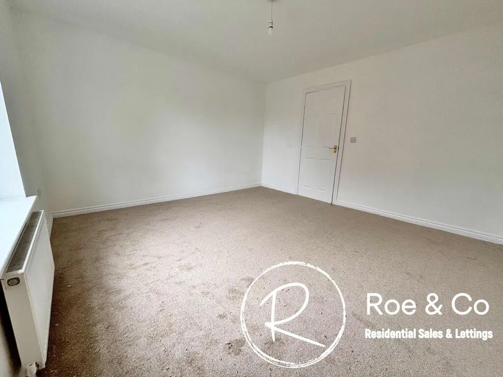 4 bed End of Terrace