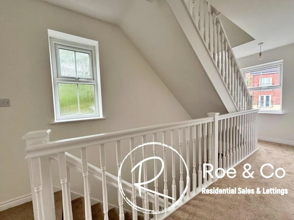 4 bed End of Terrace