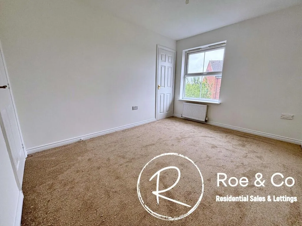 4 bed End of Terrace