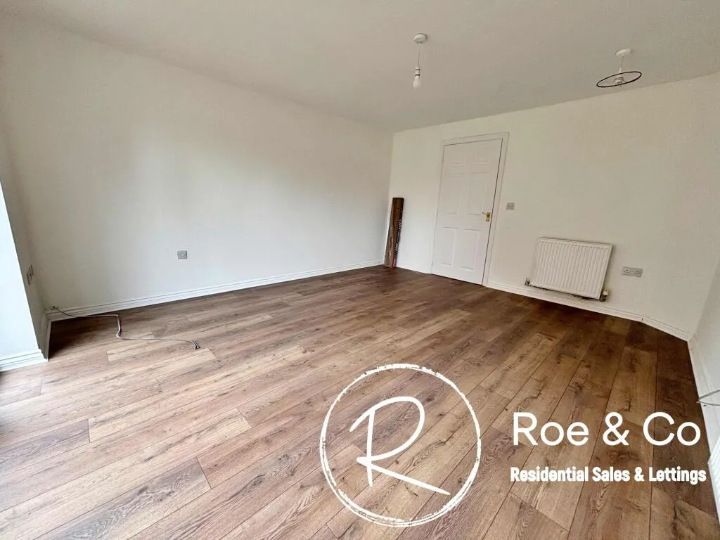 4 bed End of Terrace