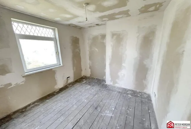 3 bed Semi-Detached