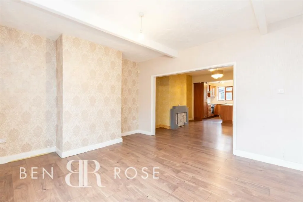 3 bed Terraced