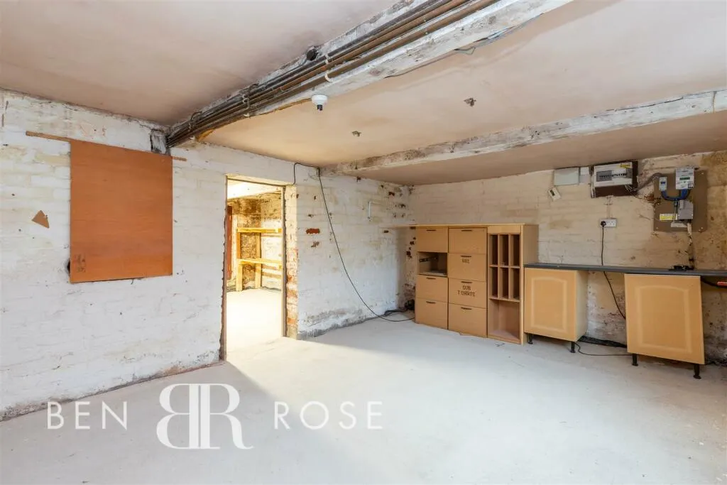 3 bed Terraced