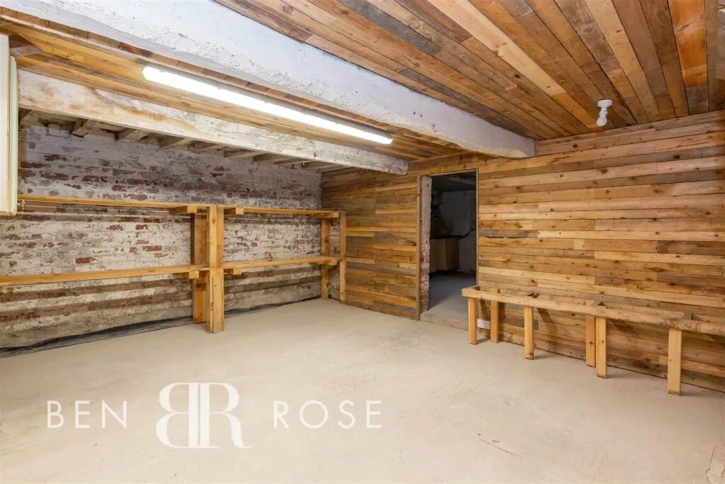 3 bed Terraced