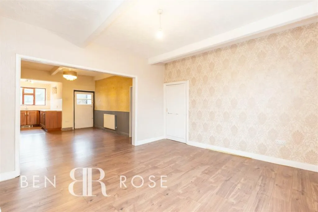3 bed Terraced