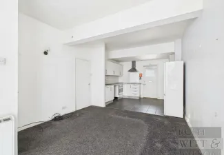 1 bed Apartment