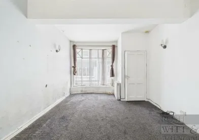 1 bed Apartment