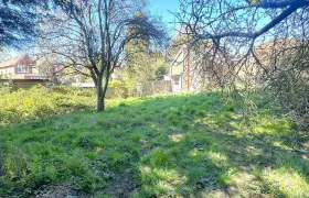 1 bed House & Land