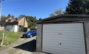 1 bed House & Land