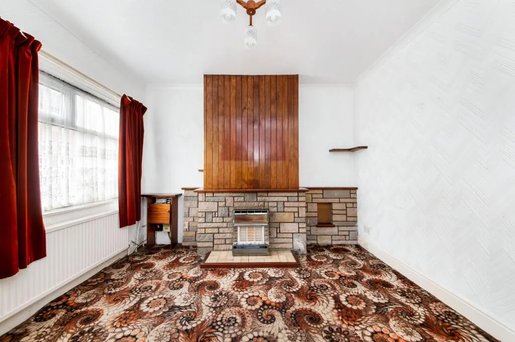 3 bed Terraced