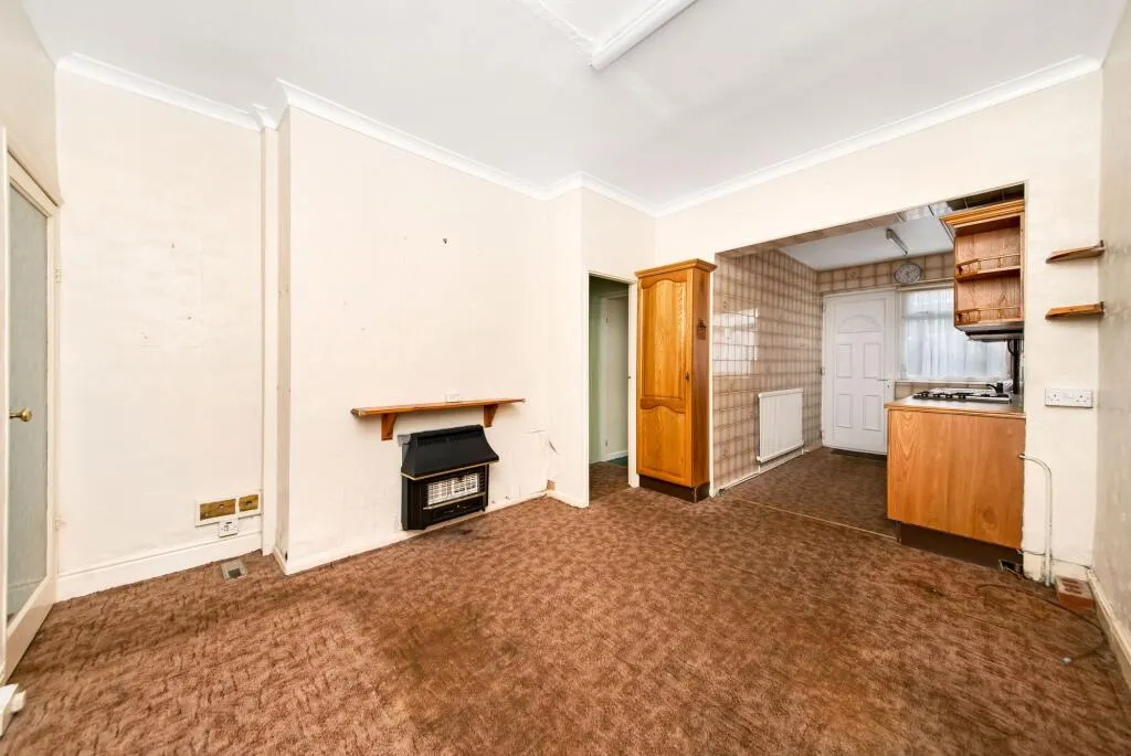 3 bed Terraced