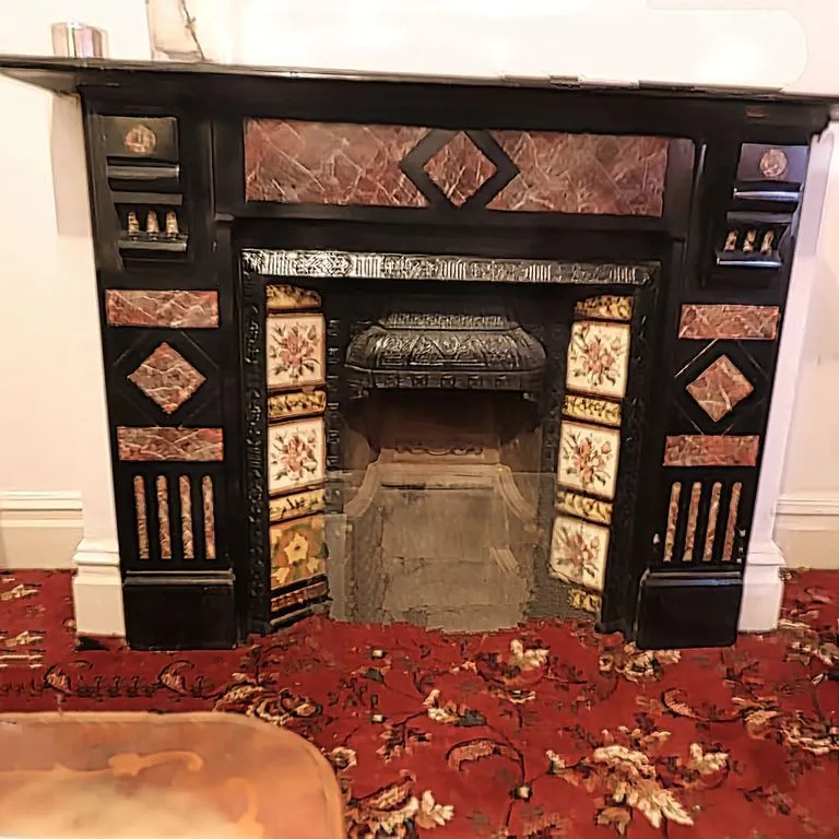 4 bed Terraced
