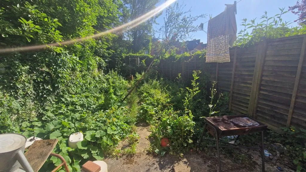 4 bed Terraced
