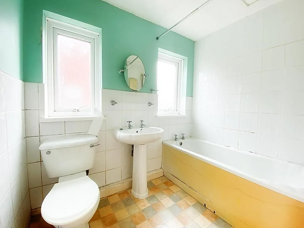3 bed Semi-Detached