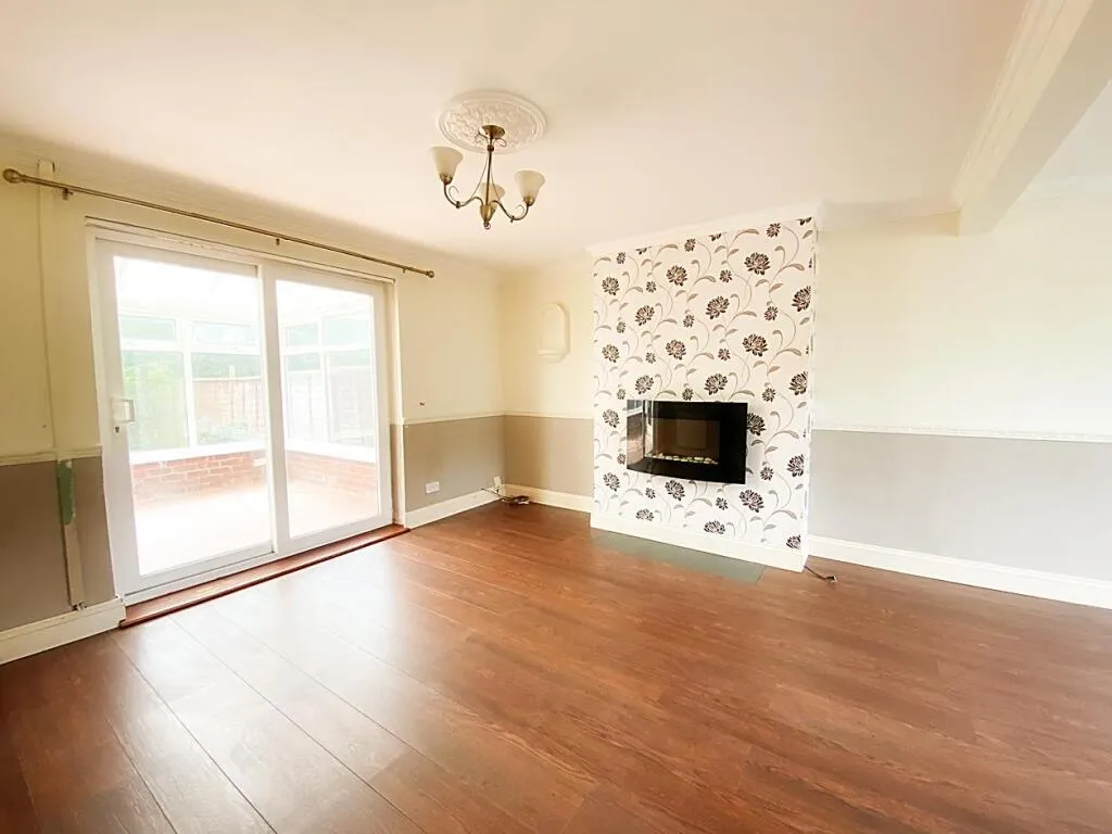3 bed Semi-Detached