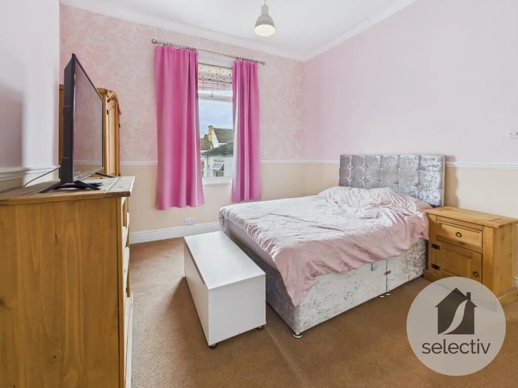 3 bed Terraced