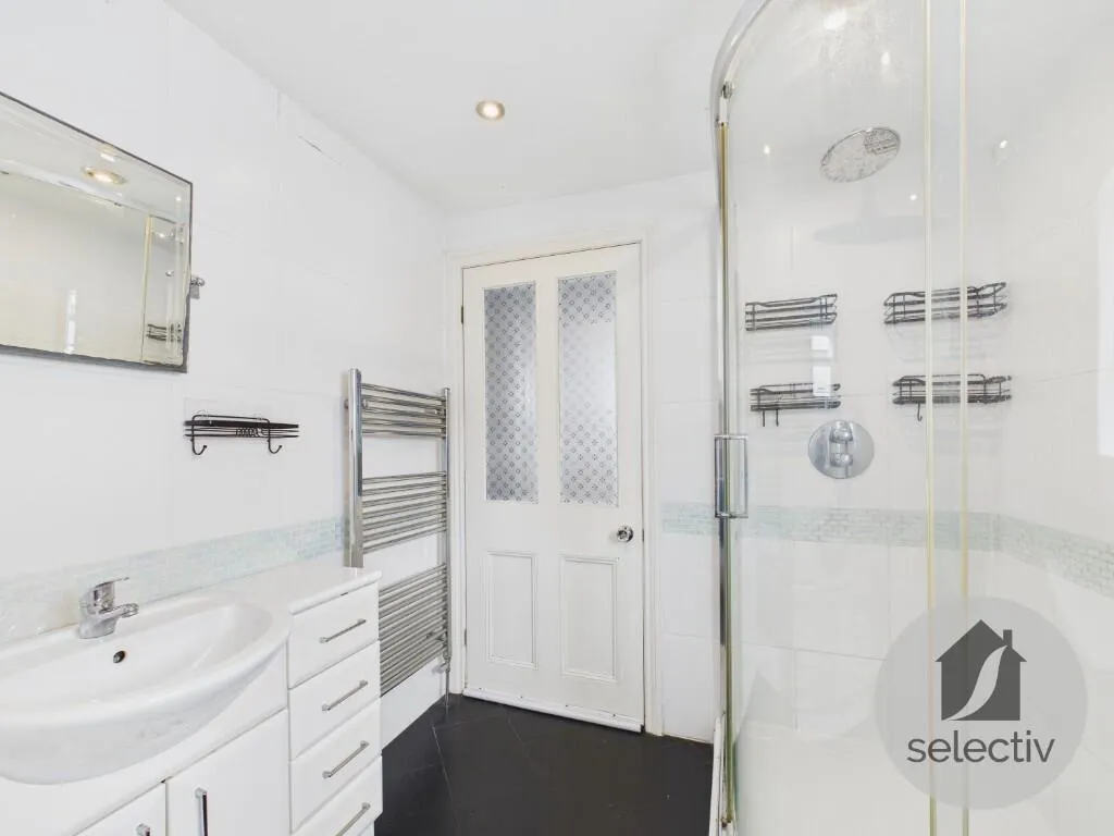 3 bed Terraced