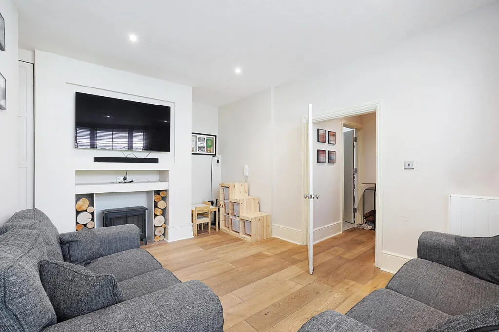 2 bed Apartment