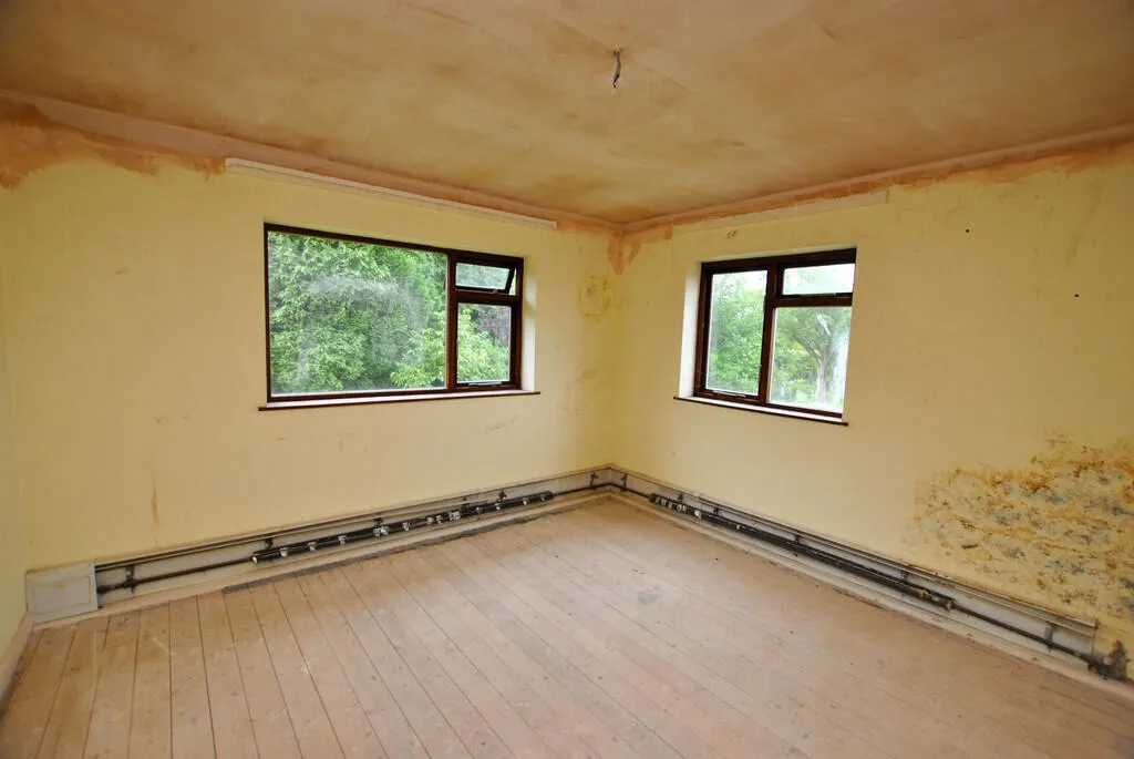 4 bed Detached