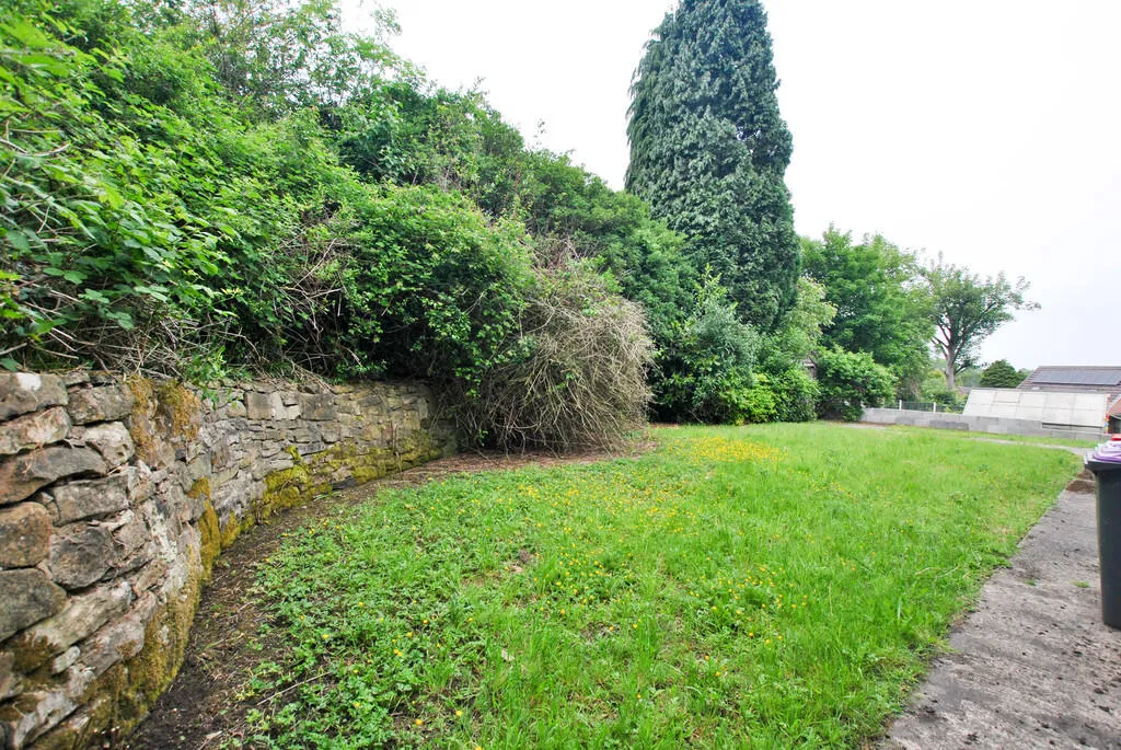 4 bed Detached