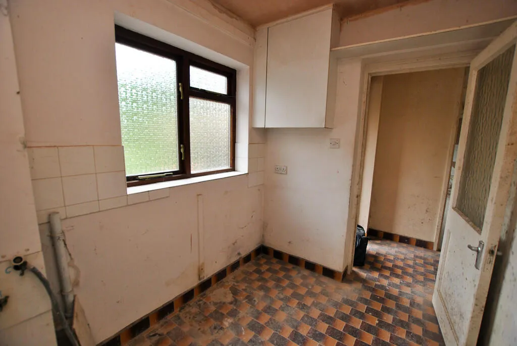 4 bed Detached