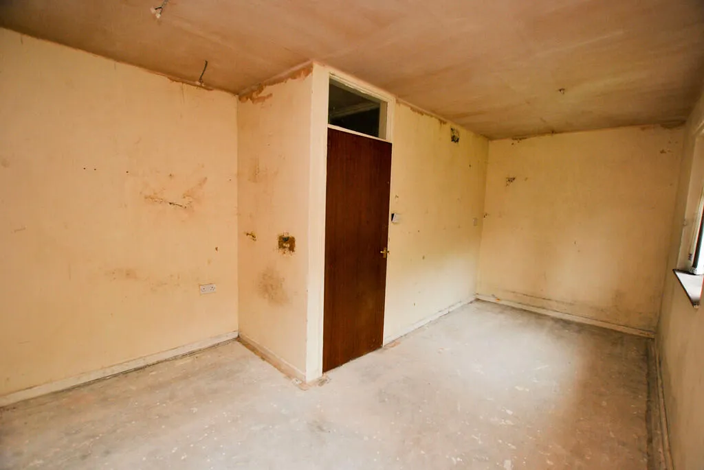 4 bed Detached