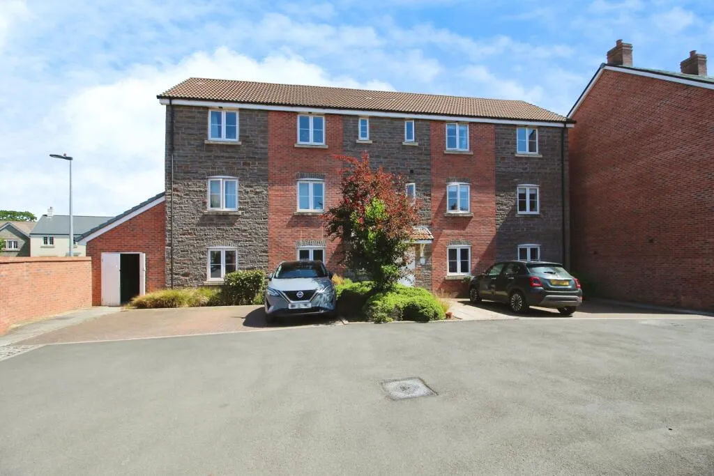 2 bed Apartment
