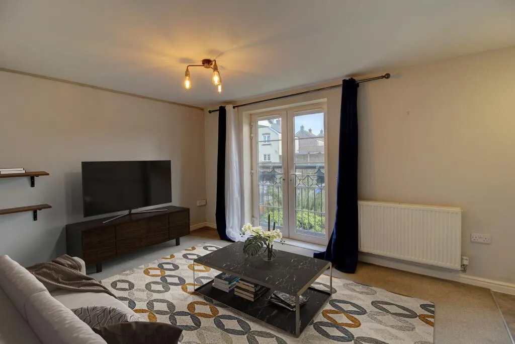 2 bed Apartment