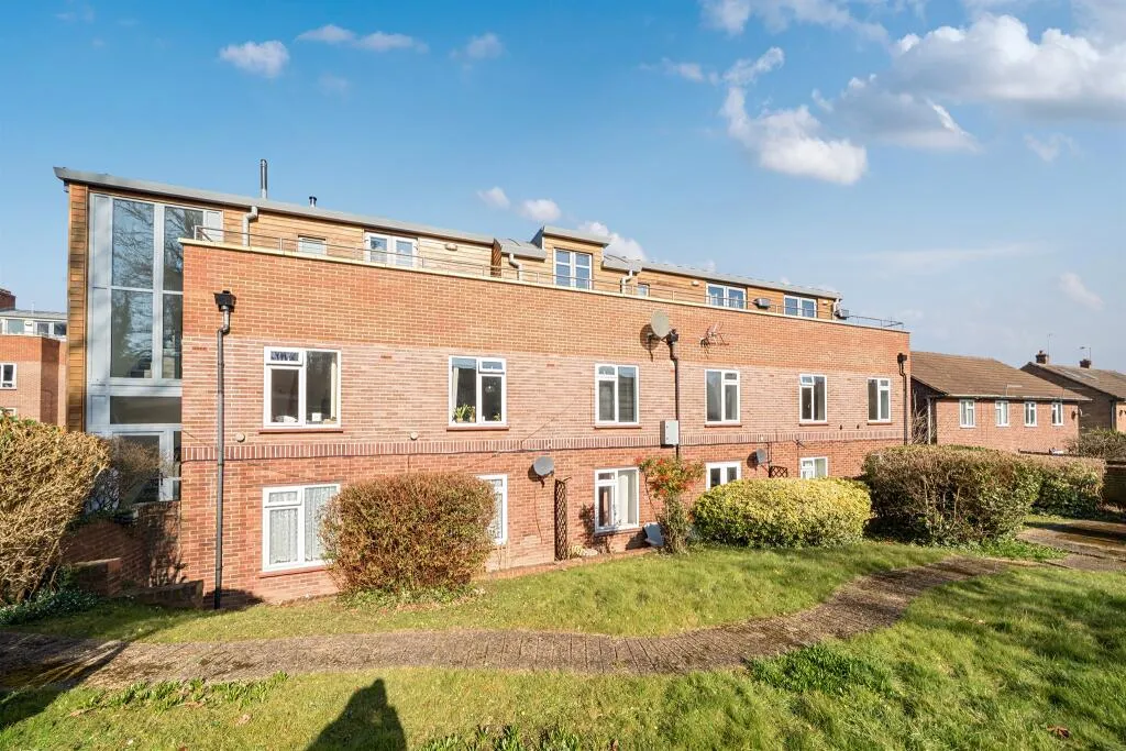 1 bed Apartment