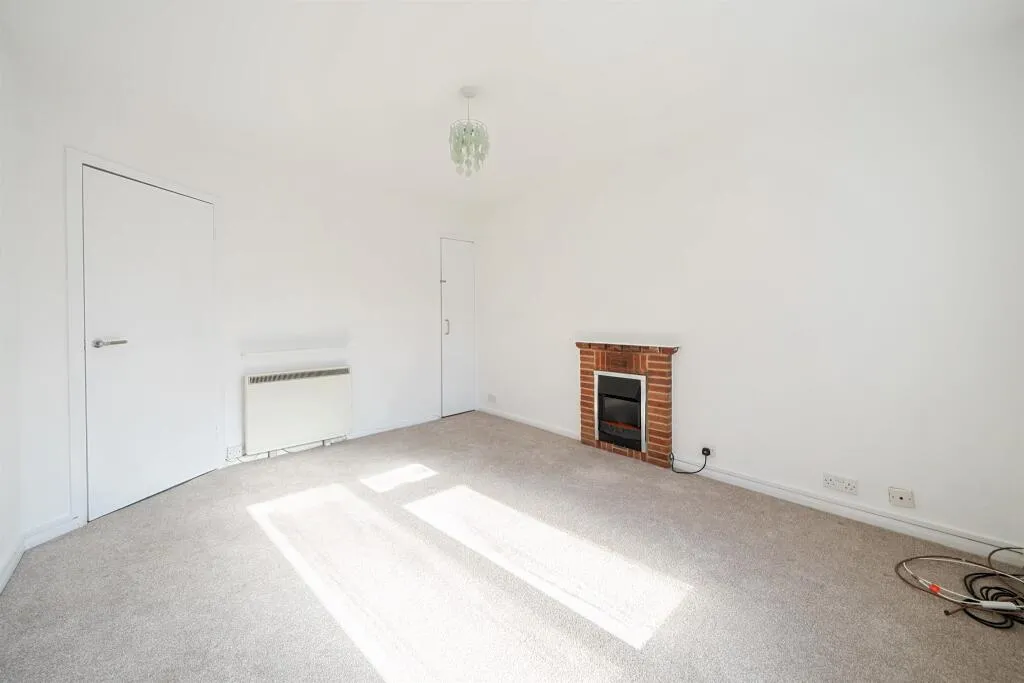 1 bed Apartment