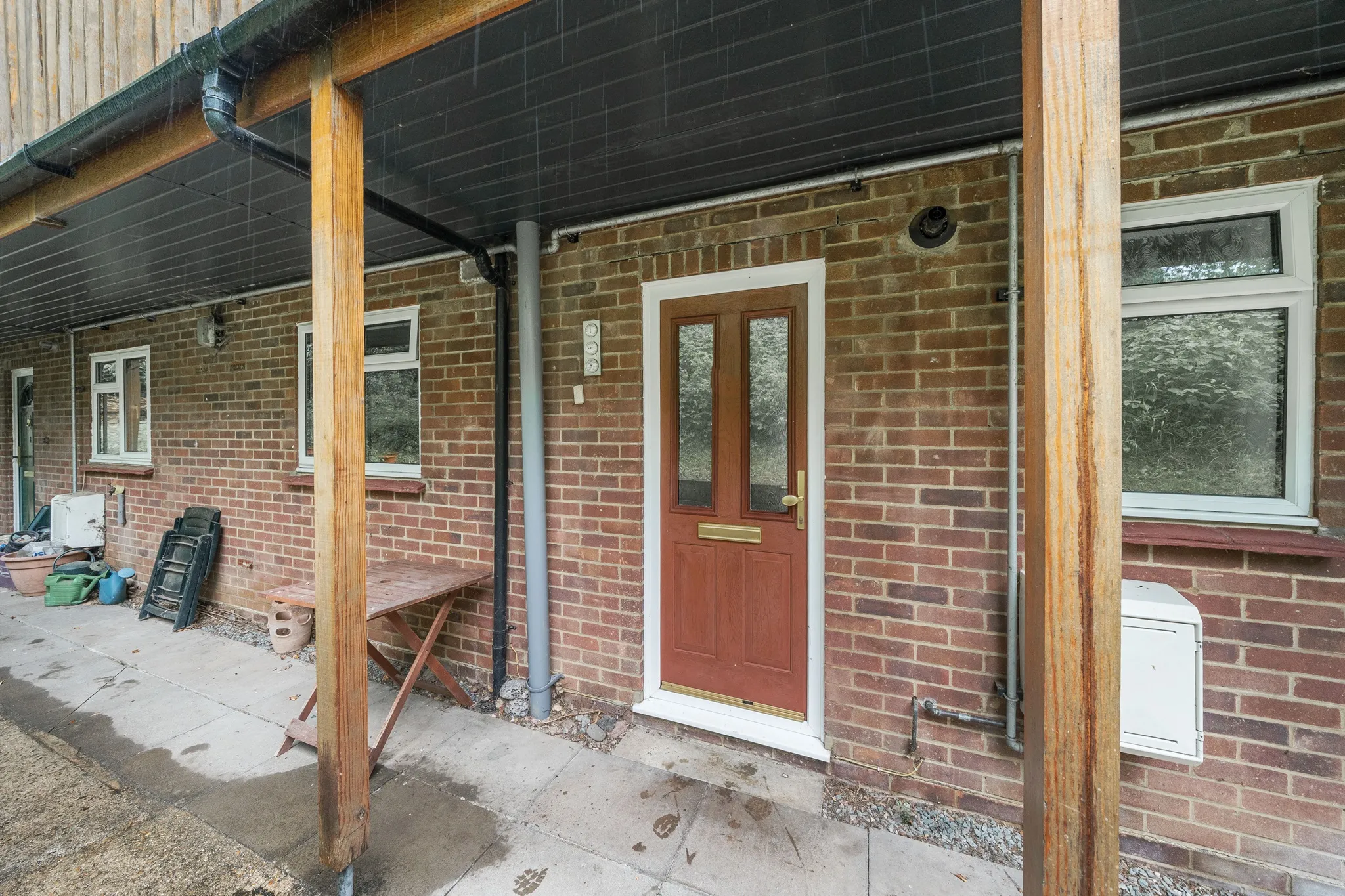 1 bed Ground Flat