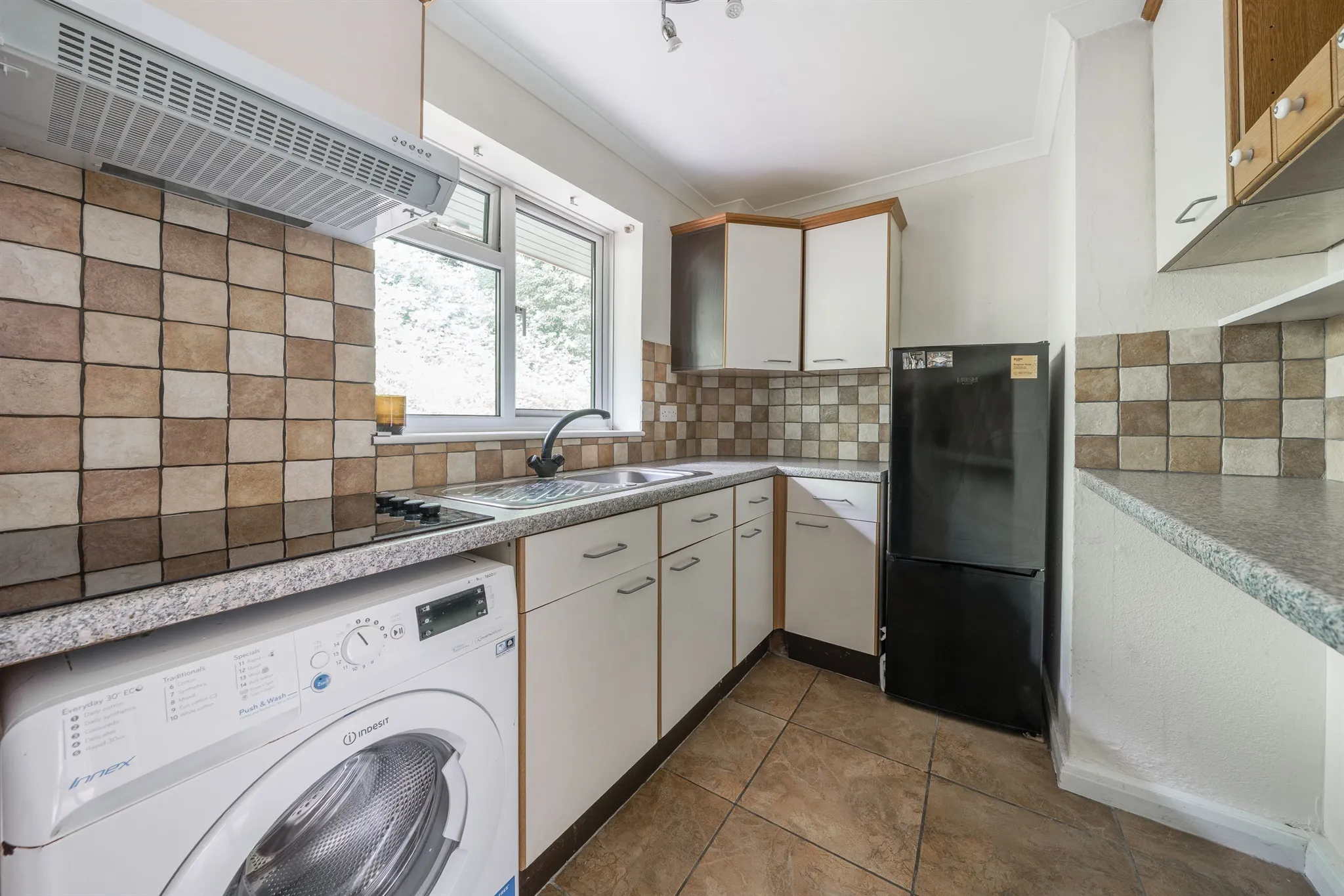 1 bed Ground Flat