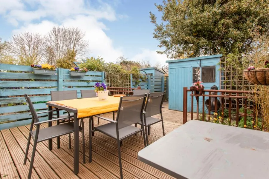 4 bed Terraced