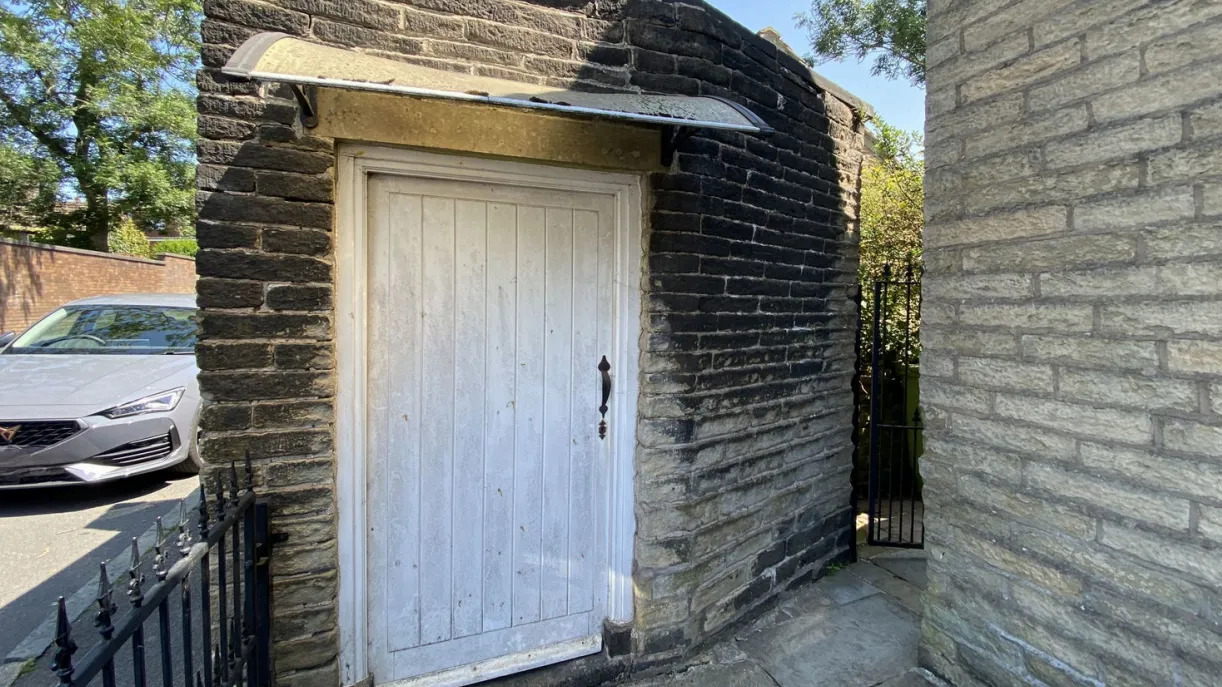 2 bed End of Terrace