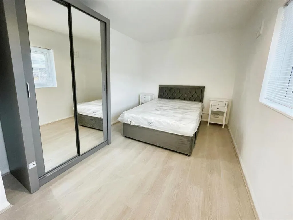 2 bed Apartment