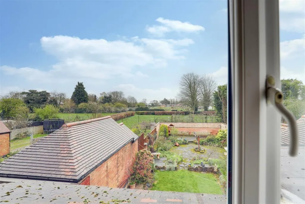 3 bed Detached