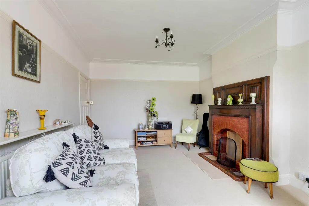 3 bed Detached