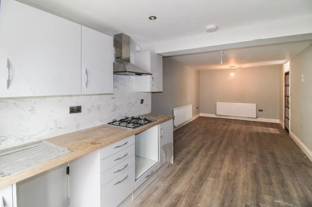 3 bed Semi-Detached