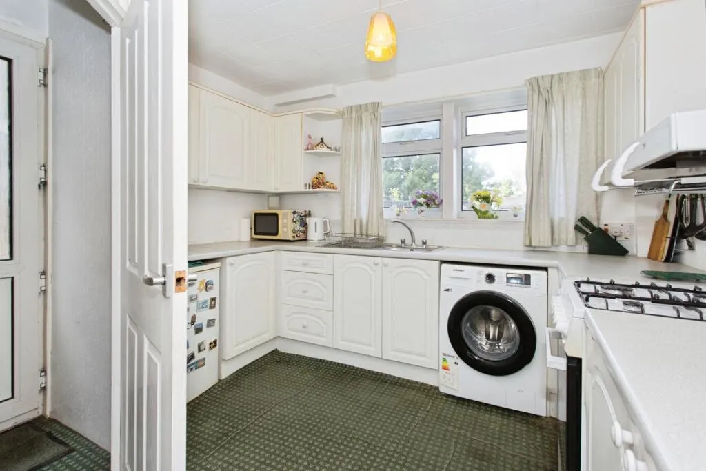 3 bed Semi-Detached