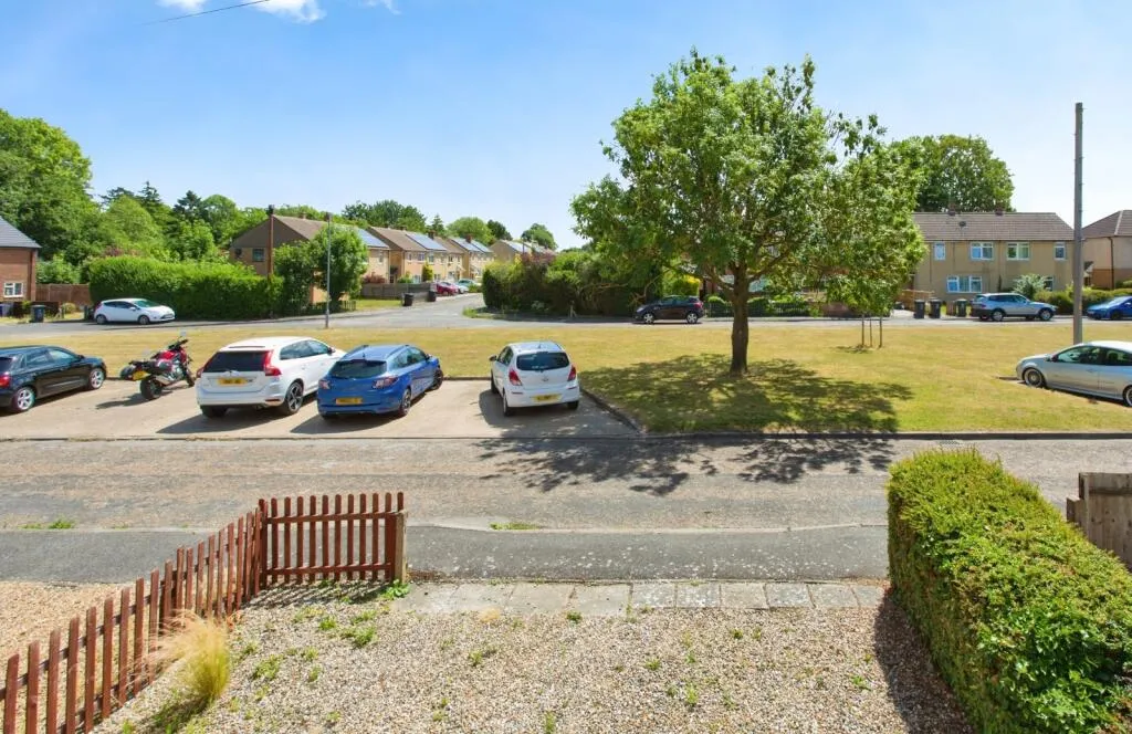 3 bed Semi-Detached