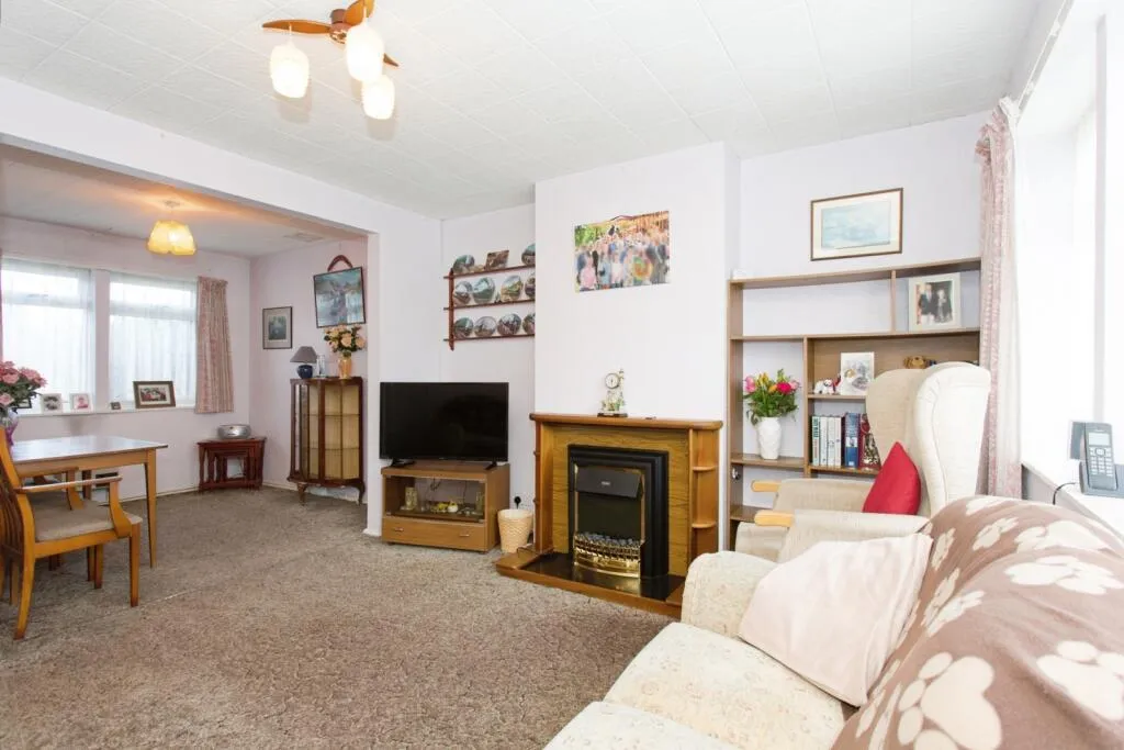 3 bed Semi-Detached