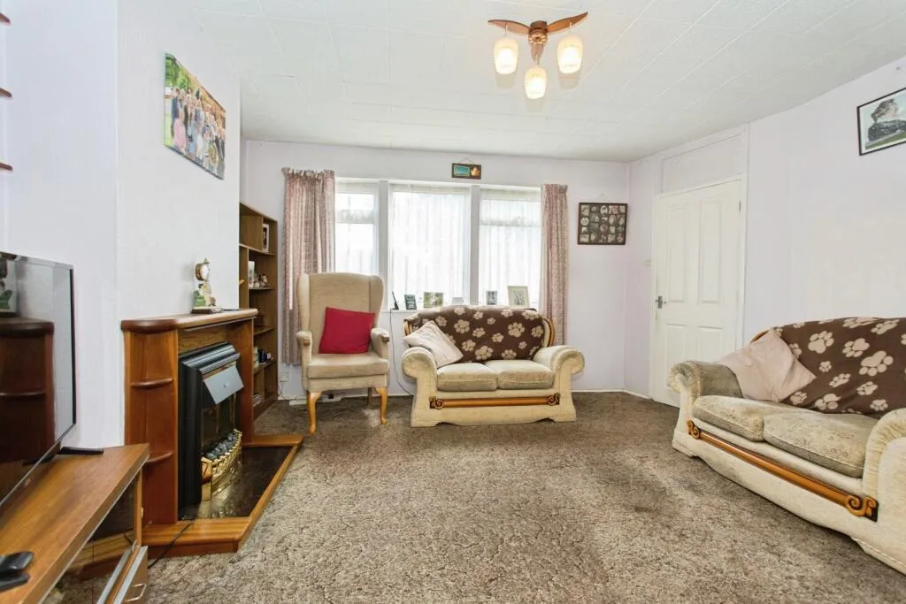 3 bed Semi-Detached