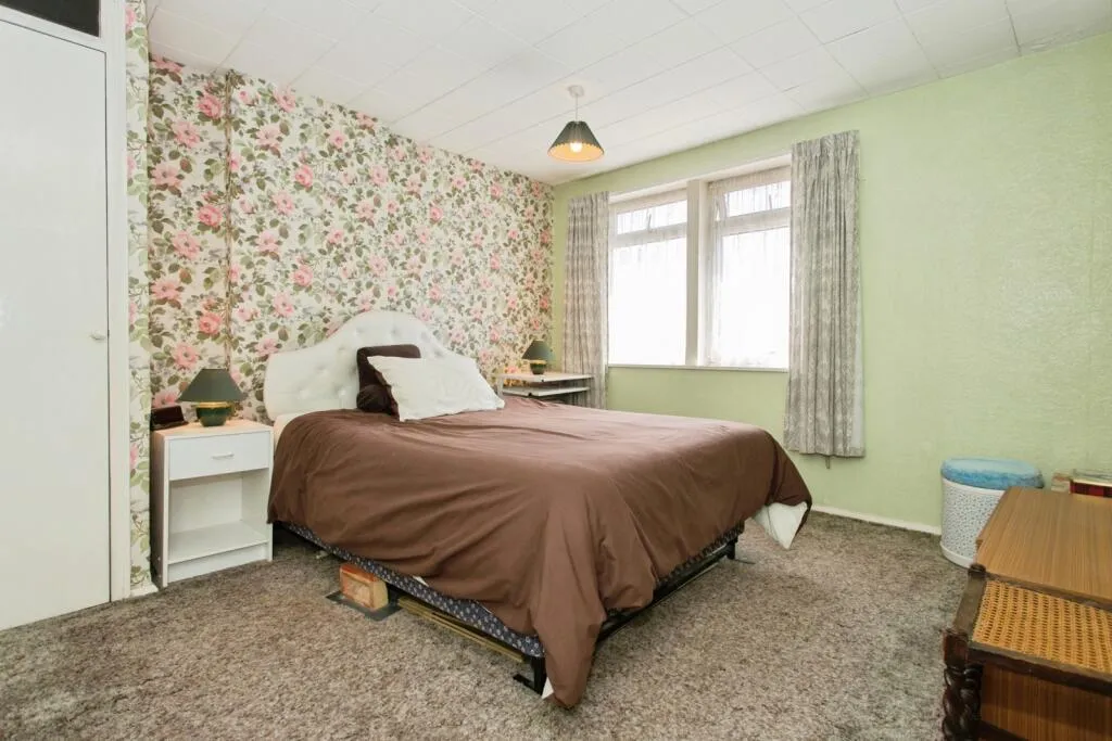 3 bed Semi-Detached