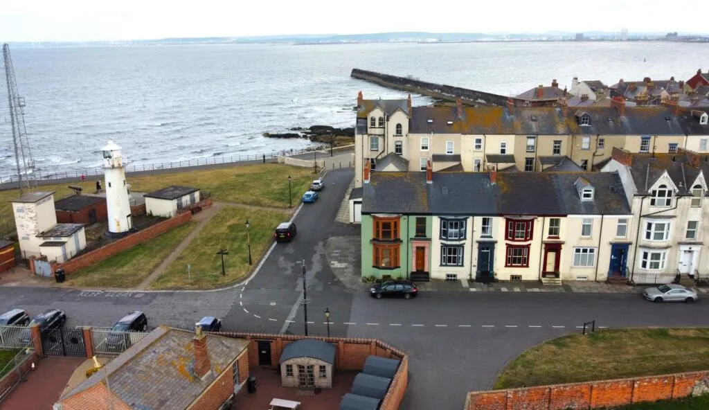 3 bed End of Terrace