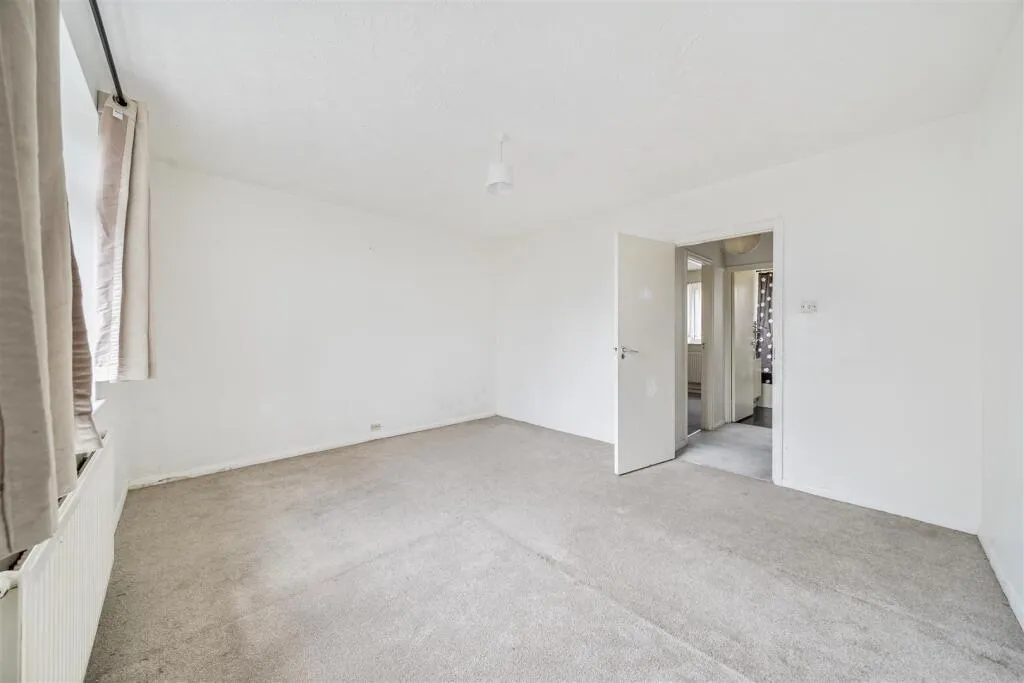 2 bed Apartment