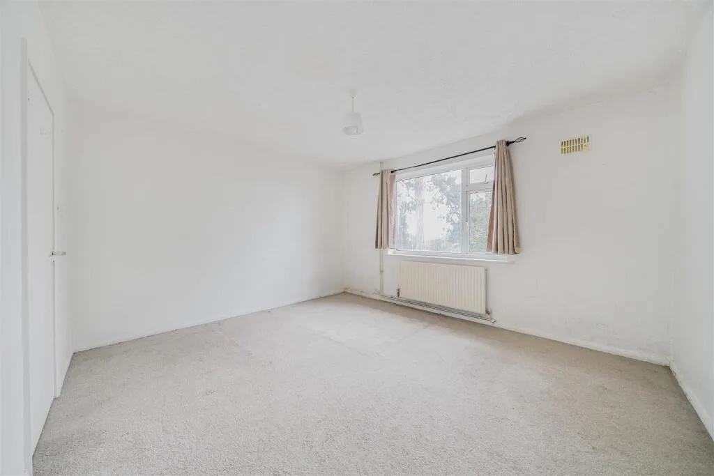 2 bed Apartment