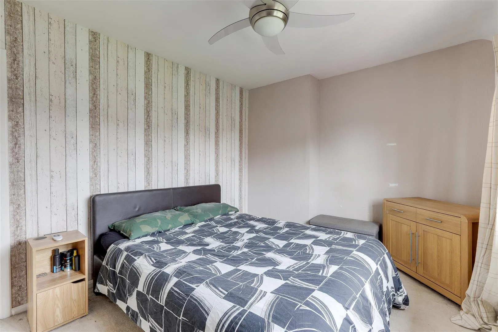 2 bed Semi-Detached