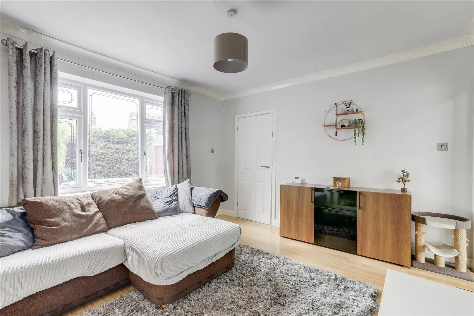 2 bed Semi-Detached
