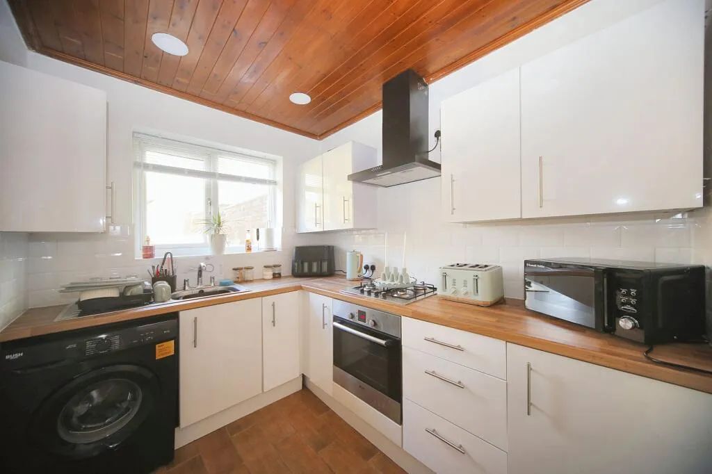 2 bed Terraced